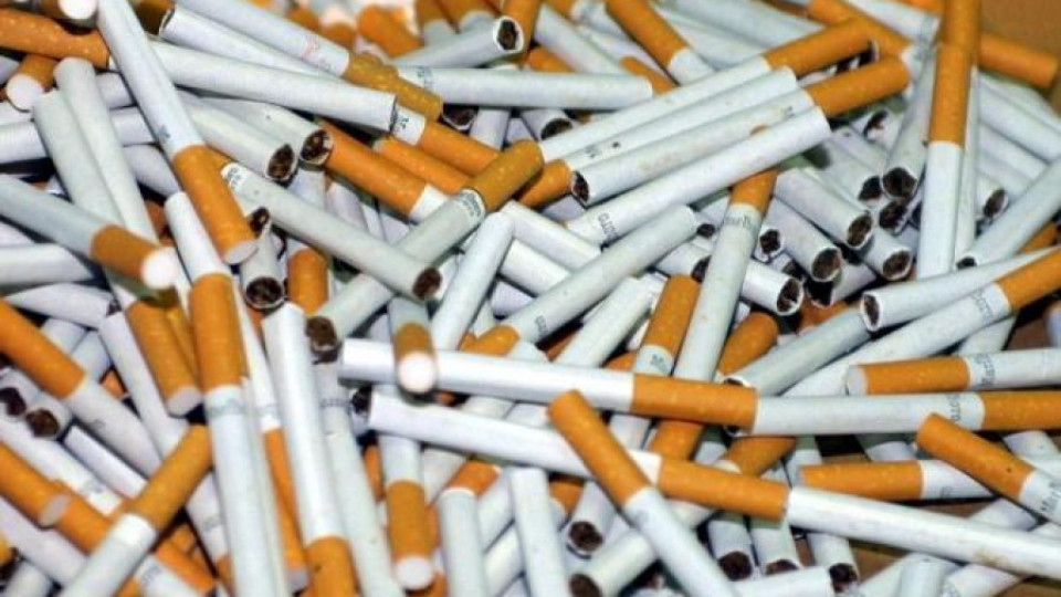 Конфискуваха цигари от микробус с деца | StandartNews.com