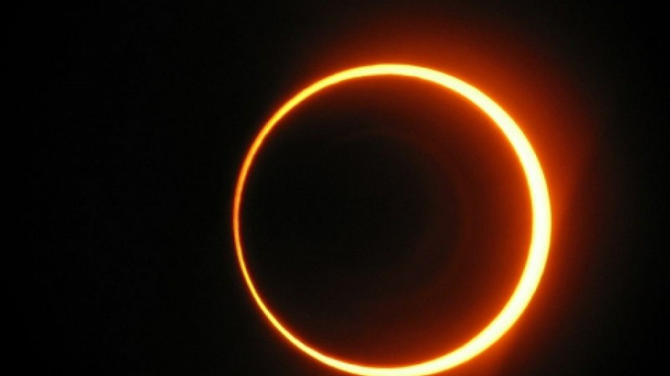 Наблюдават пръстенообразно слънчево затъмнение | StandartNews.com