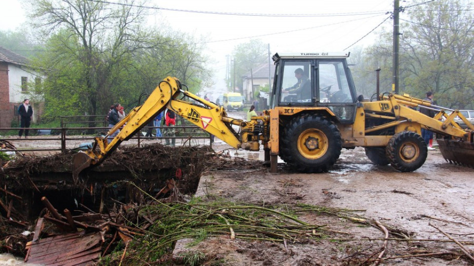Кабинетът отпуска близо 27 млн. лв. за справяне с бедствията | StandartNews.com