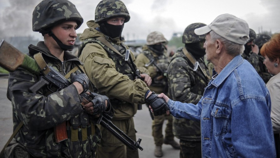 Киев си върна Славянск | StandartNews.com