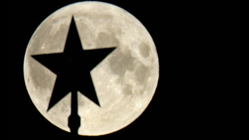 Москва колонизира Луната през 2030 г. | StandartNews.com