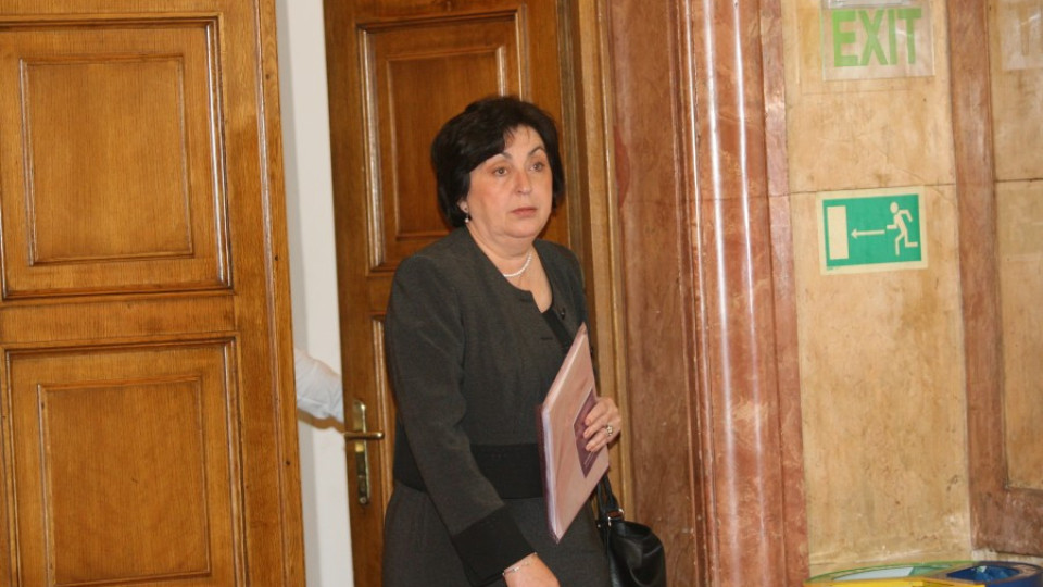 Руменова иска пълен одит на Сметната палата | StandartNews.com