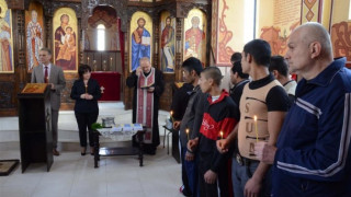 Затворнически храм чества своя празник