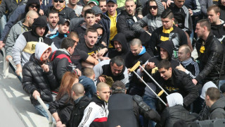 13 арестувани след бой между агитки в Пловдив