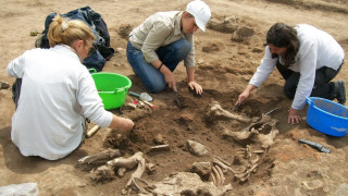 Откриха неолитно селище с „булевард" край с. Мурсалево