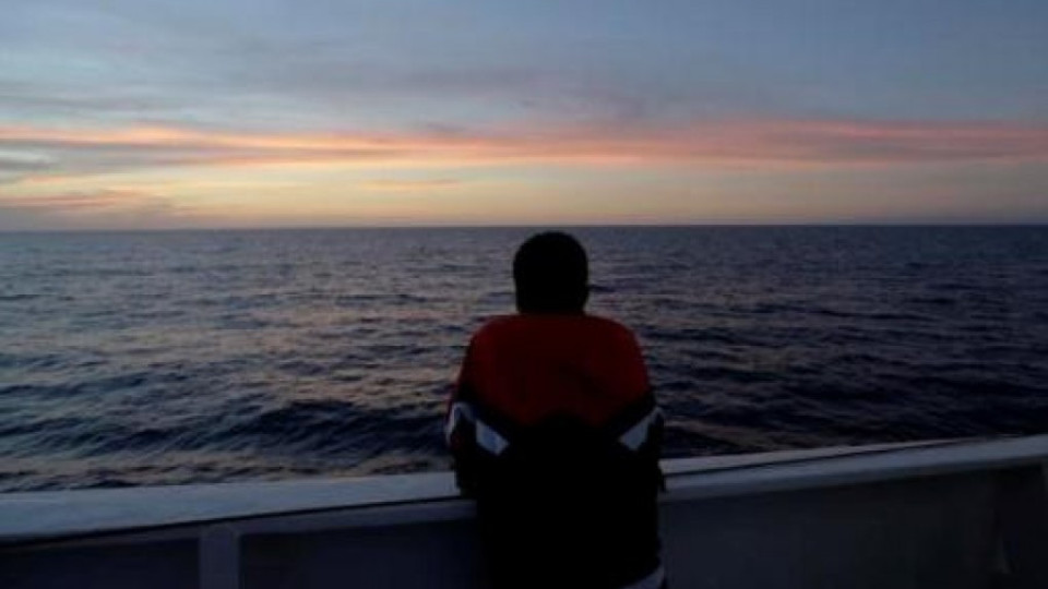 Най-малко 14 загинали край Лампедуза | StandartNews.com