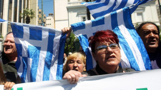 80% от гърците не вярват в европейските институции