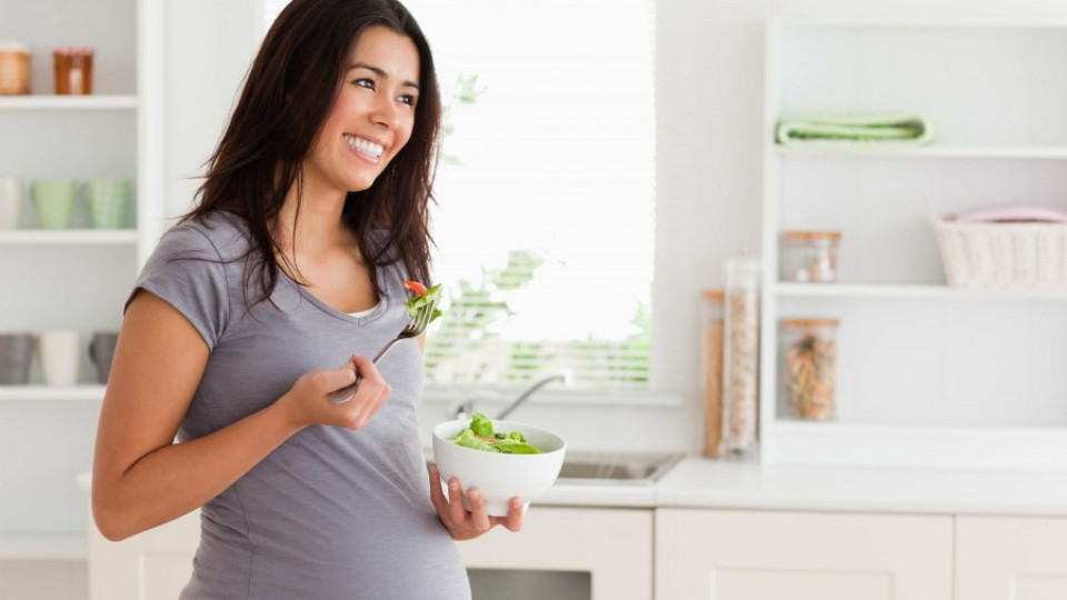 С какво и как да се хранят бъдещите майки | StandartNews.com
