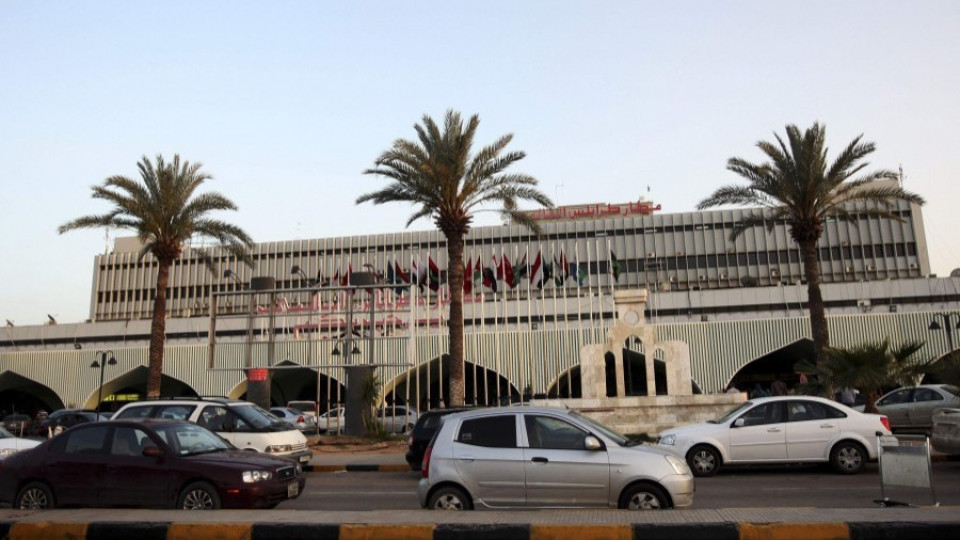 Експлозия в Триполи уби двама | StandartNews.com