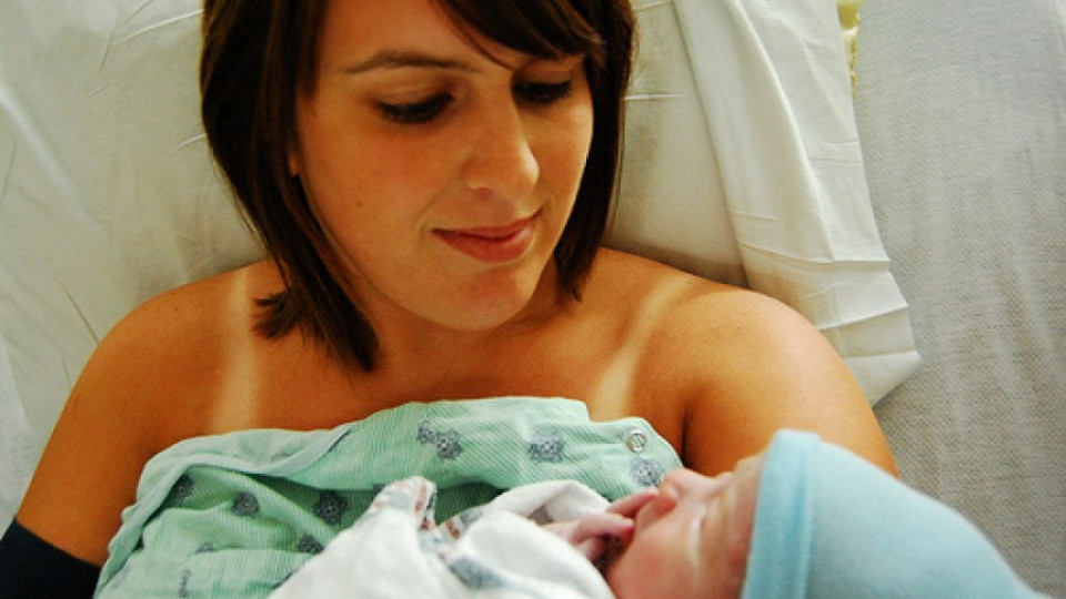 Оперирана от рак на матката роди здраво бебе | StandartNews.com
