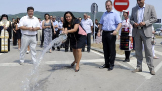 Кръстовище на три нива бори трафика на бул. "Сливница"