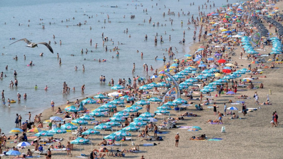 Хазната прибрала 12 милиона от плажовете | StandartNews.com