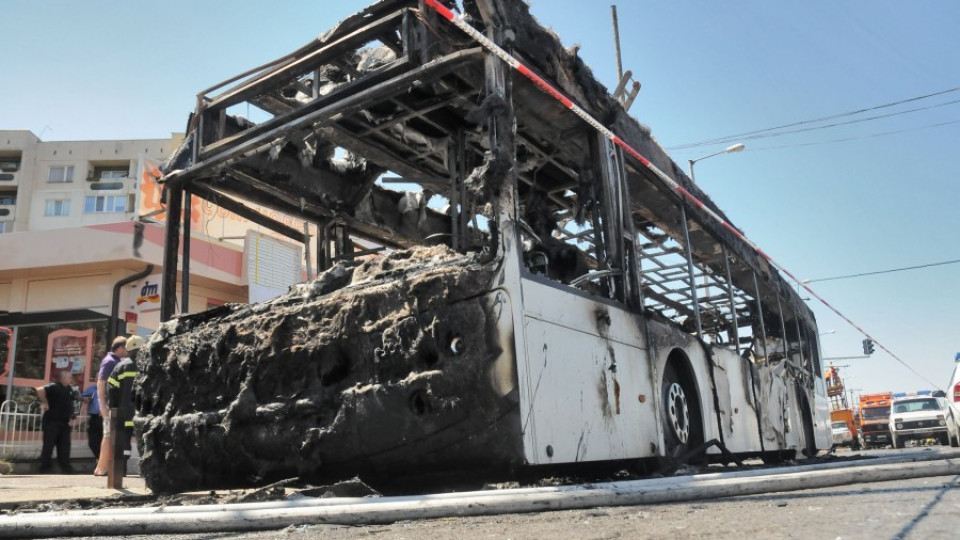 Рейсът София-Хасково се запали на "Тракия" | StandartNews.com