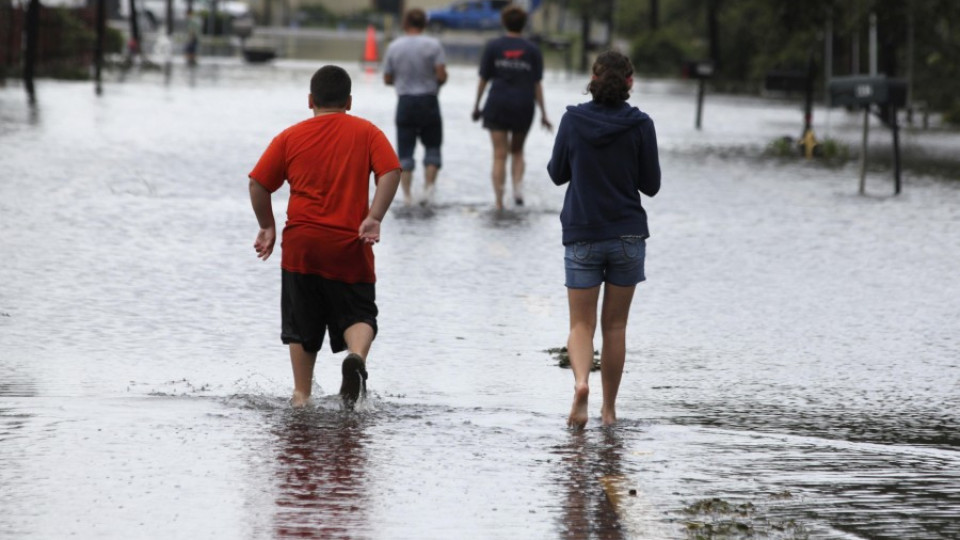 Буря във Вашингтон наводни улиците и метрото | StandartNews.com