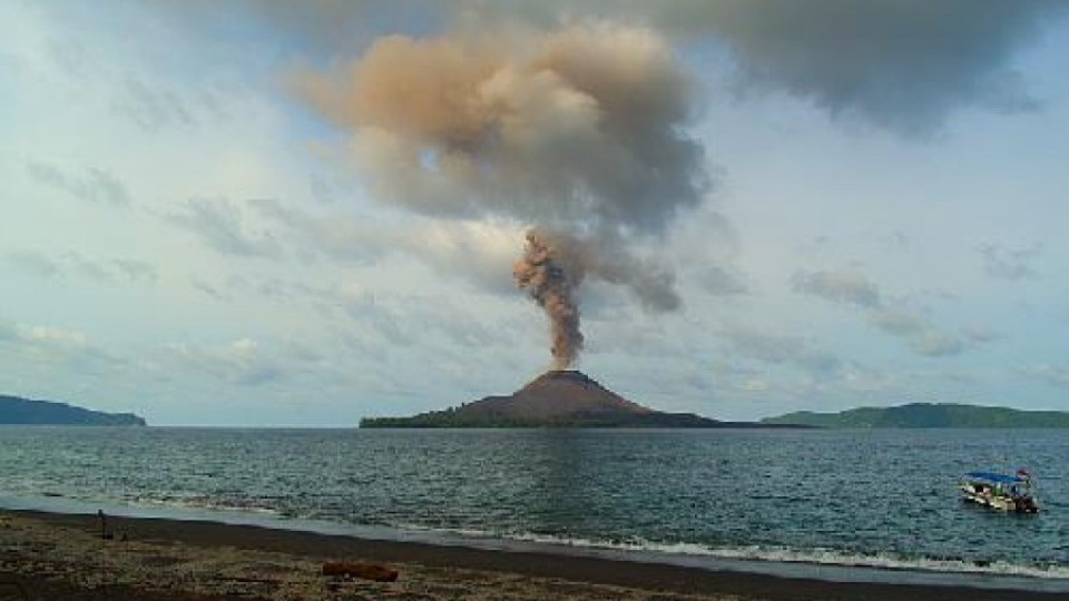 Най-страшният вулкан в света се активизира | StandartNews.com
