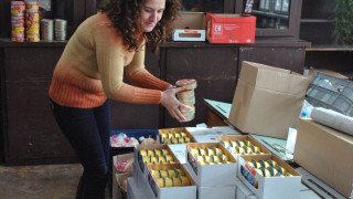 Започна раздаването на безплатни храни в Банско
