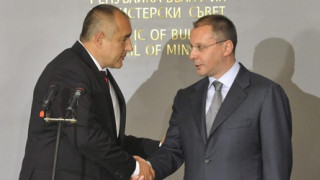 Бойко и Сергей се хванаха за еърбъсите