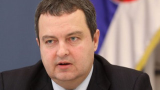 Сръбският премиер тегли майната на ЕС