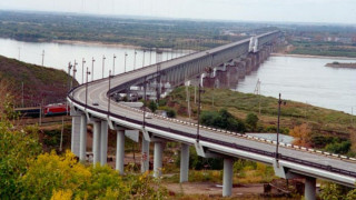 Светлинно шоу за Дунав мост 2