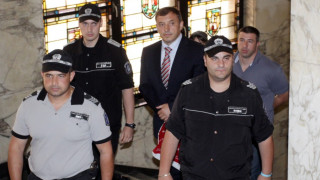 Изслушват свидетели по делото срещу Алексей Петров 