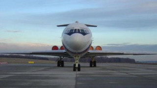 Турски самолет кацнал аварийно на Летище София