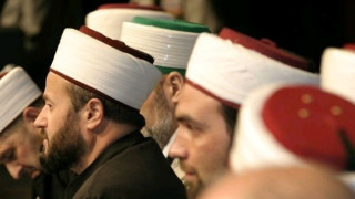 Мюсюлманите ни заклеймиха терора заради Мохамед