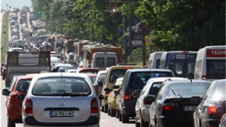 Търговията с автомобили у нас с ръст от 65%