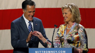 Жената на Ромни се тревожи за ума му   