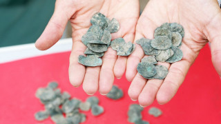 Откриха съкровище от 103 монети