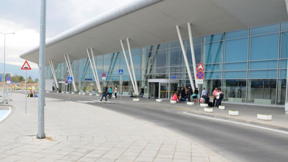 Фирми от Европа и Америка се състезават за летище София      | StandartNews.com