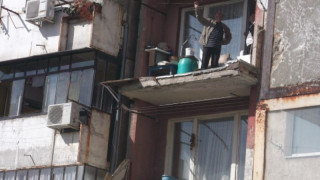 Част от балкон в Силистра се срина