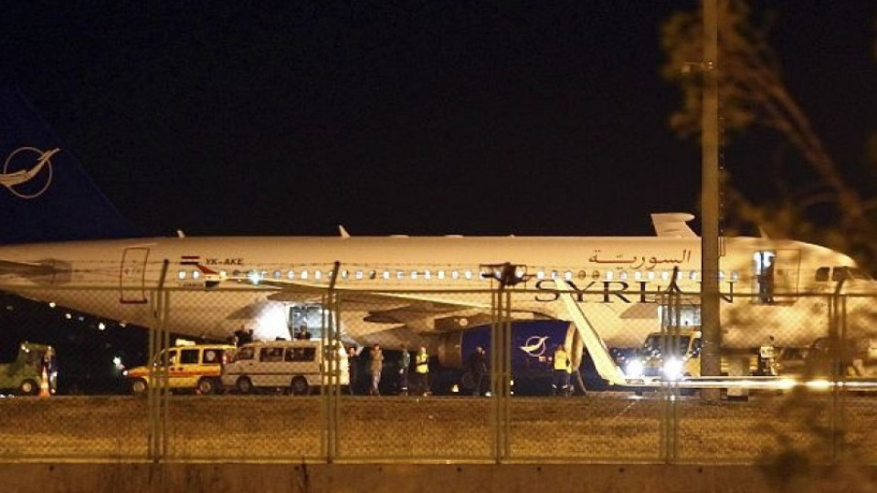 Турция пусна сирийския самолет /обновена/ | StandartNews.com