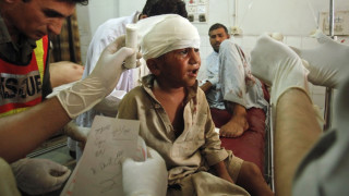 Бомба уби 14 в Пакистан
