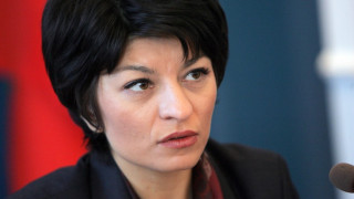 Атанасова: Престъпен менижмънт ликвидира болници