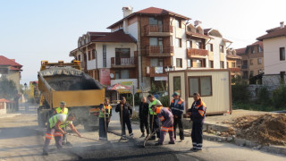 Кърпят Банско преди зимата