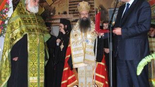 Димитровград посрещна мощите на Йоаким и Анна