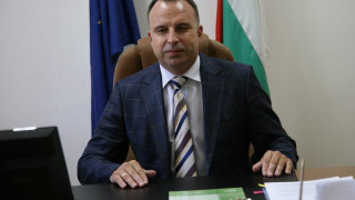 Санкционират доставчика на боба с червеи