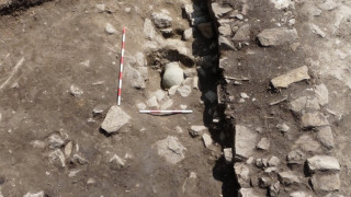Откриха древен сейф на Трапезица
