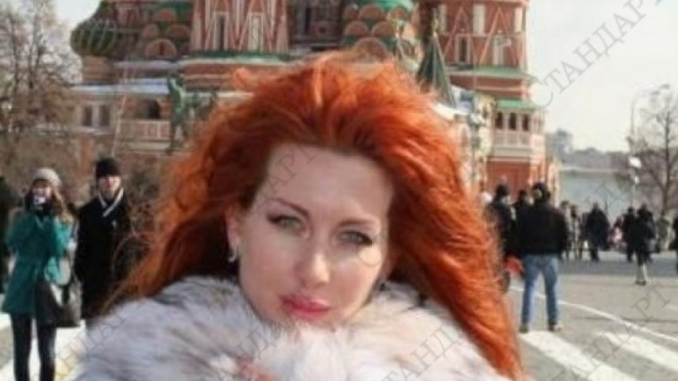 Антония Петрова сложи руската корона  | StandartNews.com