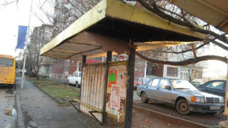 "Булгартабак" получава павилиони срещу спирки