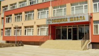 Затворници спасяват село от изчезване