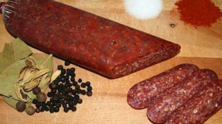 Брюксел благослови луканката и филето
