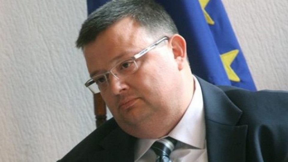 Цацаров: Прокуратурата се нуждае от "глътка въздух" | StandartNews.com