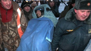 Трима космонавти кацнаха в степта