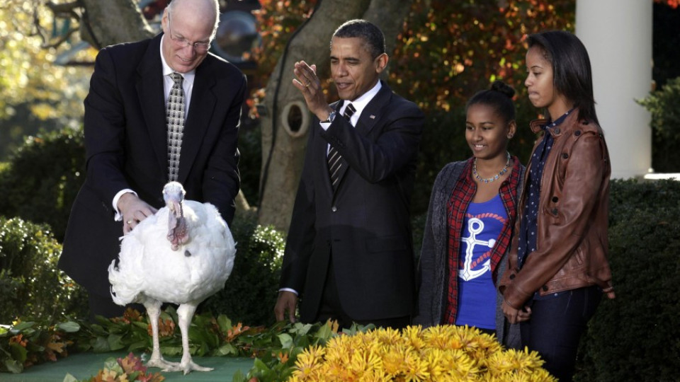 Обама помилва две пуйки | StandartNews.com