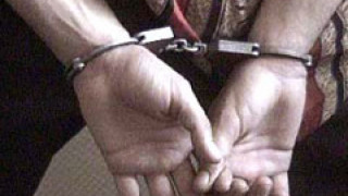 Спипаха извратен с порноклипове на 13-годишна