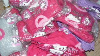 Нарязаха фалшиво Hello Kitty на конци