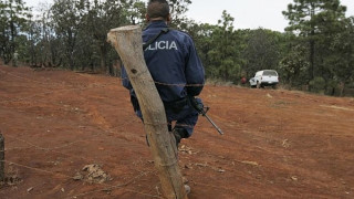 Войник удуши бременната си жена и се гръмна