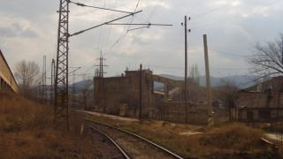 Въоръжени задигнаха 162 бона за заплати
