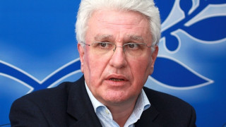 Вот на недоверие след референдума